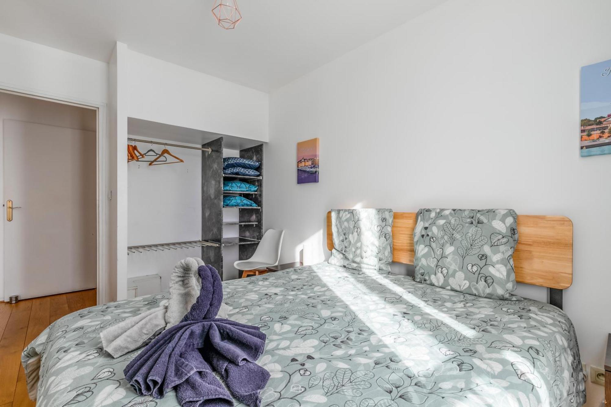 Transports, Parking, A/C & Equipped For Long Stays Saint-Ouen  Eksteriør bilde